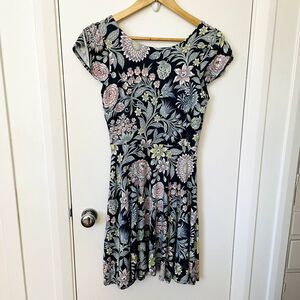 Ann Taylor LOFT Petites Floral Round Neck Flutter Cap Sleeve Rayon Dress XSP